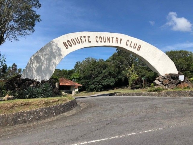 Vía Ruta Sur, Sector de Alto Boquete, Distrito de Boquete Bajo Boquete Chiriqui 04056